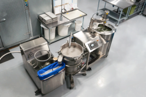 Read more about the article Cannabis Extraction Technology Advancements: Latest Innovations in Equipment & Extraction Methods
