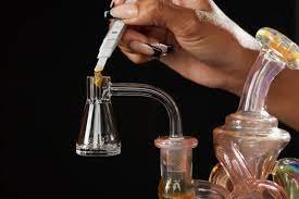 Dabbing Live Resin Consumption