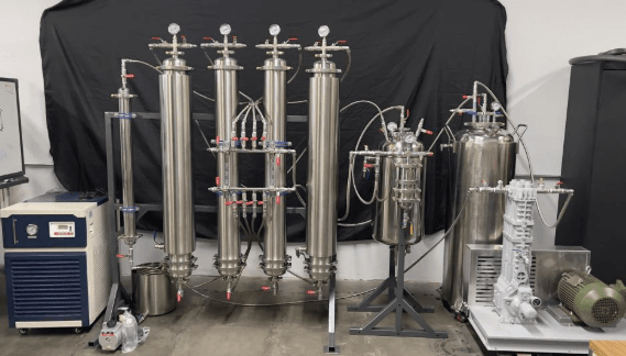 Read more about the article Closed Loop Extraction Systems Explained: How It Works and Why It’s the Best Choice