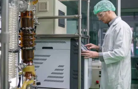 You are currently viewing Mastering Cannabis Extraction: Common Methods Explained