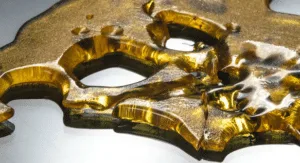 Read more about the article Butane vs. Ethanol Extraction: The Complete Guide