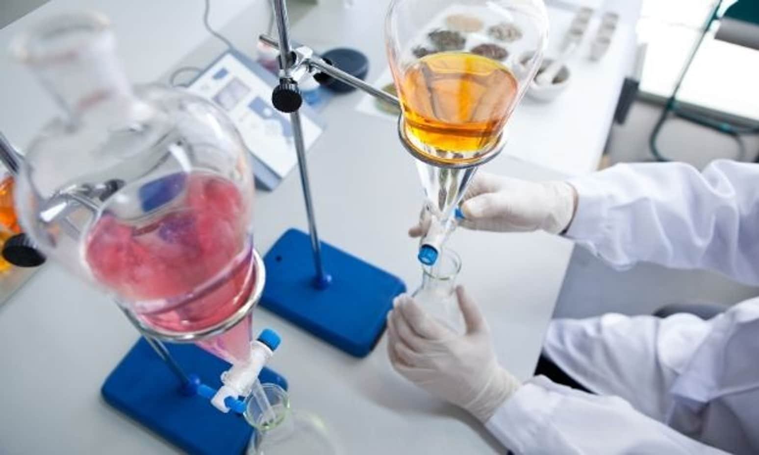 Read more about the article Closed Loop vs Open Loop Extraction: Which Is Better for Cannabis Processing?