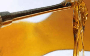 Read more about the article Distillate vs Extract: What’s the Real Difference and Which One Should You Choose?
